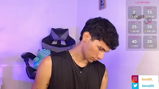 Snapshot of Alexx_tc chatting on November 20, 2025, 4:35 am Alexx tc online show from November 20, 2025, 4:35 am