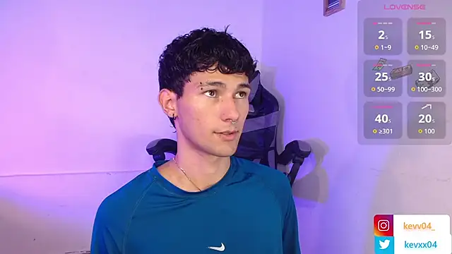 Snapshot of Alexx_tc chatting on November 25, 2025, 3:18 am Alexx tc online show from November 25, 2025, 3:18 am