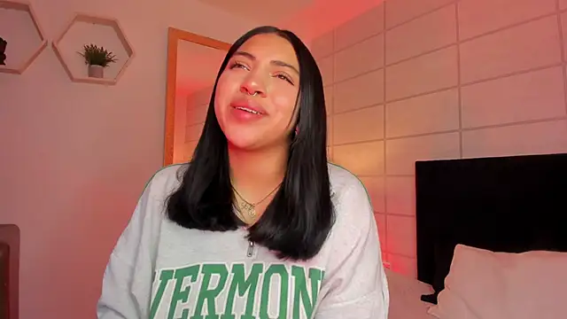 Christine Laam online show from December 1, 2025, 12:17 pm