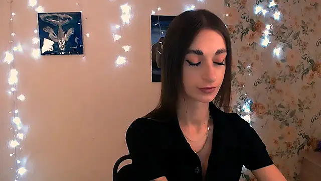 Asia N  online show from November 11, 2025, 9:26 am