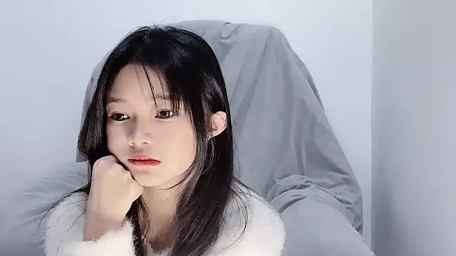 QQQ888zzzxxxcc online show from December 29, 2024, 10:23 am