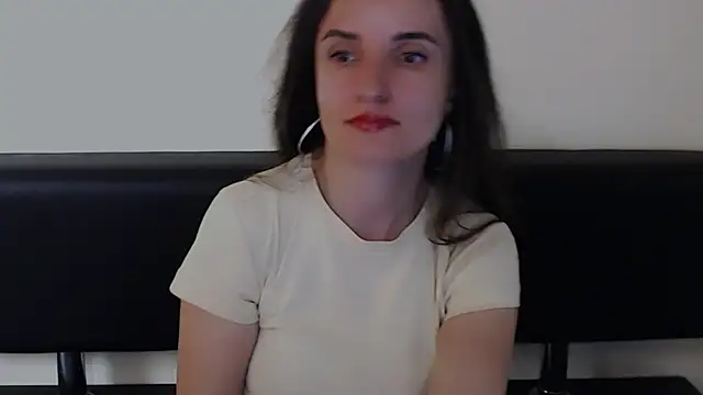 Snapshot of LaimaV_ chatting on May 31, 2026, 6:09 pm LaimaV online show from May 31, 2026, 6:09 pm
