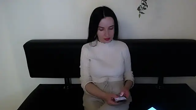 LaimaV  online show from March 27, 2026, 10:33 pm