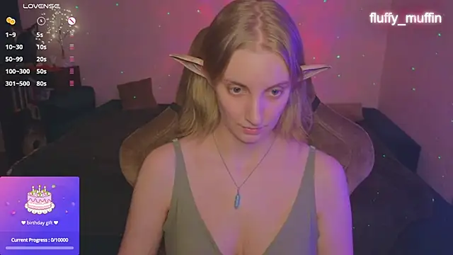 Snapshot of Fluffy_muffin_ chatting on January 15, 2025, 7:12 pm Fluffy muffin online show from January 15, 2025, 7:12 pm