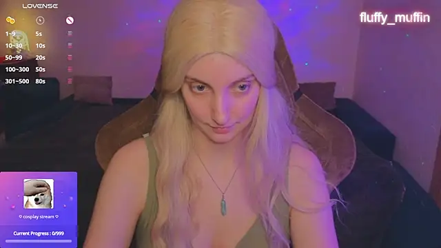 Snapshot of Fluffy_muffin_ chatting on January 9, 2025, 7:08 pm Fluffy muffin online show from January 9, 2025, 7:08 pm