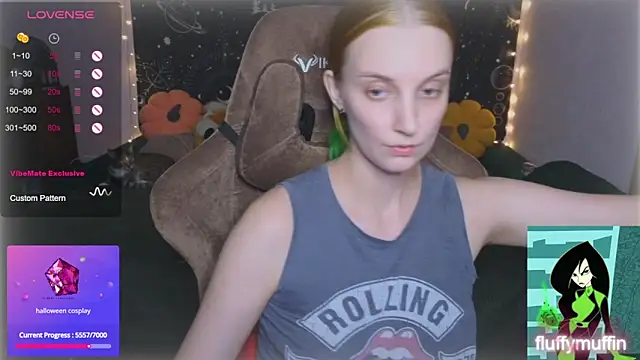 Snapshot of Fluffy_muffin_ chatting on September 13, 2025, 3:01 pm Fluffy muffin online show from September 13, 2025, 3:01 pm