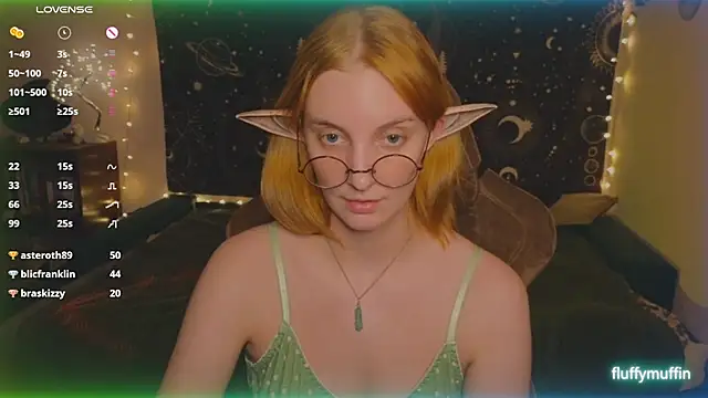 Snapshot of Fluffy_muffin_ chatting on February 2, 2025, 10:06 pm Fluffy muffin online show from February 2, 2025, 10:06 pm