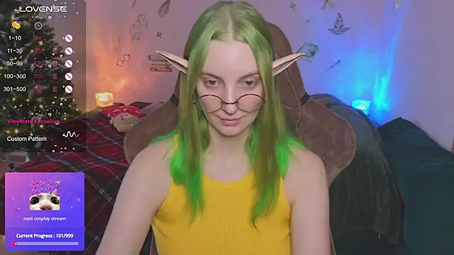 Snapshot of Fluffy_muffin_ chatting on November 21, 2025, 8:13 am Fluffy muffin online show from November 21, 2025, 8:13 am