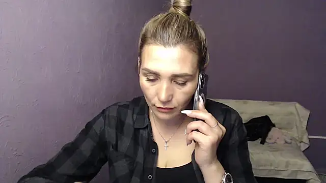 Snapshot of _sexy_lady chatting on October 22, 2025, 12:15 pm sexy lady online show from October 22, 2025, 12:15 pm