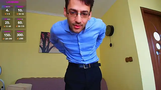 Snapshot of HungEddy chatting on November 15, 2025, 10:52 am HungEddy online show from November 15, 2025, 10:52 am