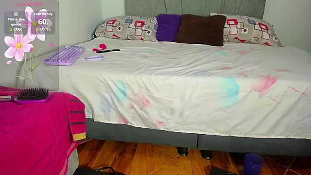 Snapshot of tammy__brown chatting on September 21, 2025, 11:32 pm tammy brown online show from September 21, 2025, 11:32 pm