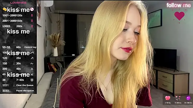 SweetDarcy online show from December 1, 2025, 4:52 pm