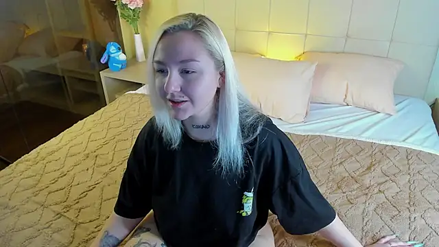 Snapshot of Debbie_Taylor chatting on January 14, 2026, 4:54 pm Debbie Taylor online show from January 14, 2026, 4:54 pm