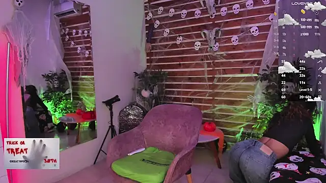 Sapphire Venuss online show from October 26, 2025, 2:12 am