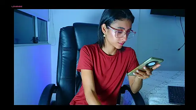 thedianakaro online show from May 25, 2026, 3:50 am