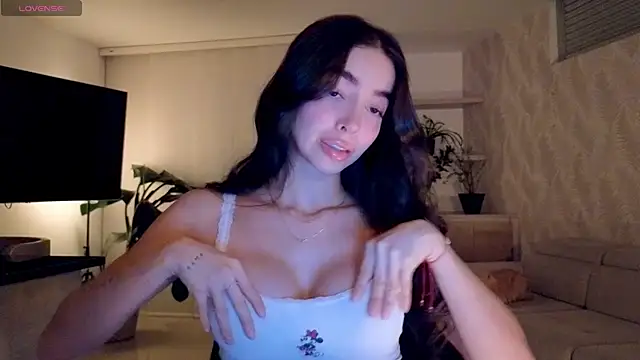 Siny Moore online show from February 24, 2026, 12:55 am