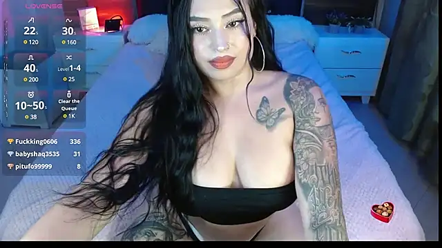 EmilyMorggan online show from March 1, 2025, 10:10 pm