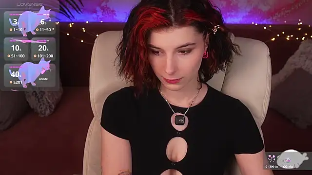 Snapshot of HaylaAmber chatting on April 22, 2026, 1:18 pm HaylaAmber online show from April 22, 2026, 1:18 pm