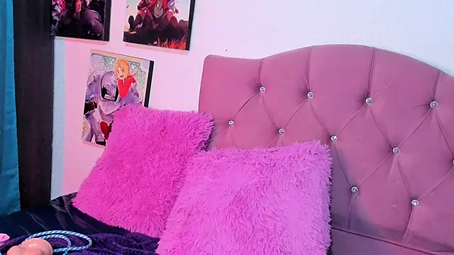 Snapshot of Mila_nixon02 chatting on October 19, 2025, 5:26 pm Mila nixon02 online show from October 19, 2025, 5:26 pm