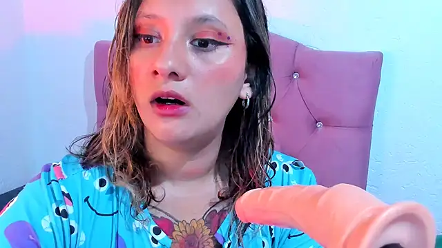 Snapshot of Mila_nixon02 chatting on February 23, 2025, 3:51 pm Mila nixon02 online show from February 23, 2025, 3:51 pm