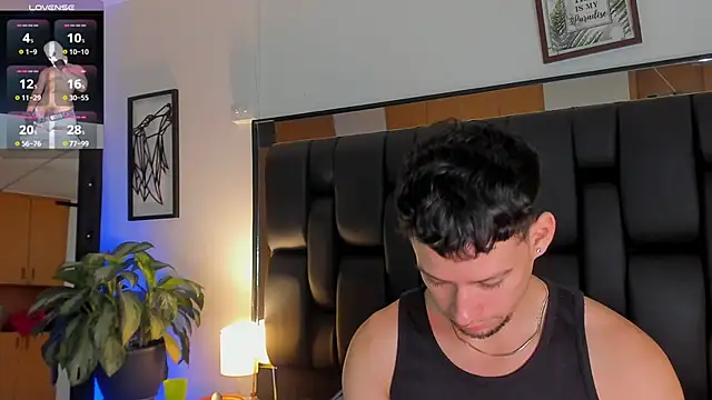 JadeSmiith  online show from October 16, 2025, 10:18 pm