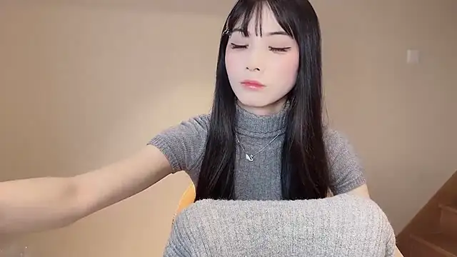 Snapshot of River-03 chatting on March 13, 2025, 9:21 am River-03 online show from March 13, 2025, 9:21 am