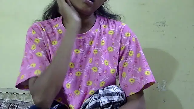 manisha baby online show from October 5, 2025, 5:53 am