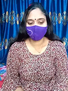 Hot Maleka online show from March 7, 2025, 1:20 am