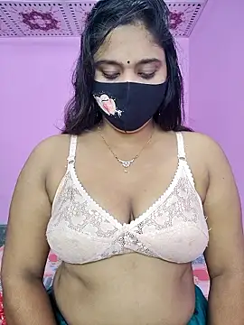 Hot Maleka online show from October 10, 2025, 1:28 am