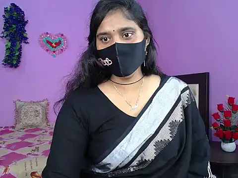 Hot Maleka online show from March 8, 2026, 2:15 am