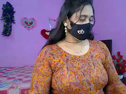 Hot Maleka online show from April 2, 2026, 6:03 pm