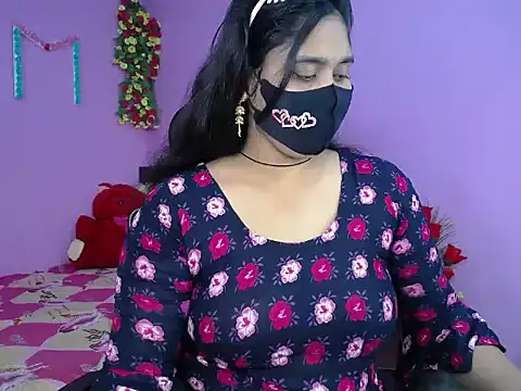 Hot Maleka online show from February 6, 2026, 4:36 pm