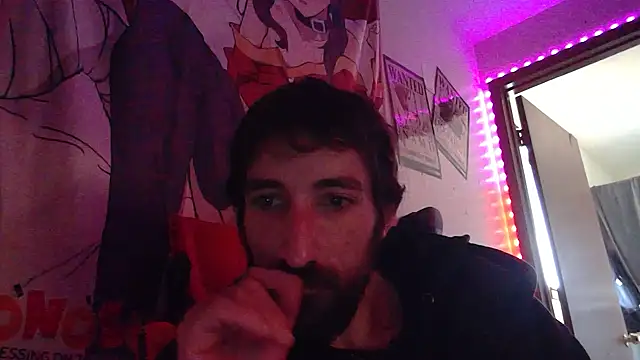 Snapshot of SlammyDjr chatting on March 18, 2025, 11:31 pm SlammyDjr online show from March 18, 2025, 11:31 pm