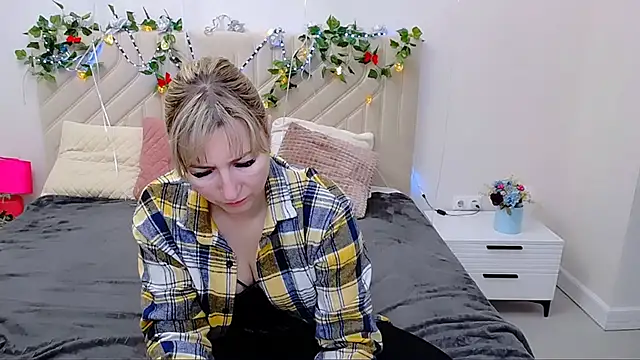 Incredible Ariela online show from November 21, 2025, 7:40 am