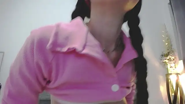 Vicky Love  online show from March 10, 2025, 10:50 am