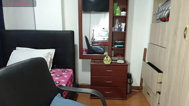 miia-big1boobs  online show from January 31, 2025, 11:13 pm