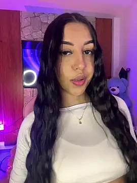 Tamara Roberts1 online show from November 28, 2025, 12:55 am