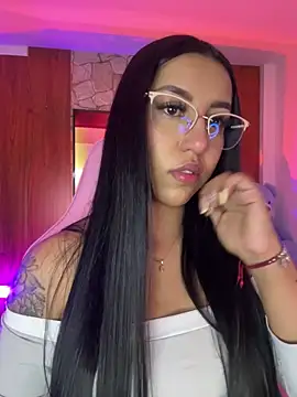 Tamara Roberts1 online show from March 1, 2026, 3:17 am