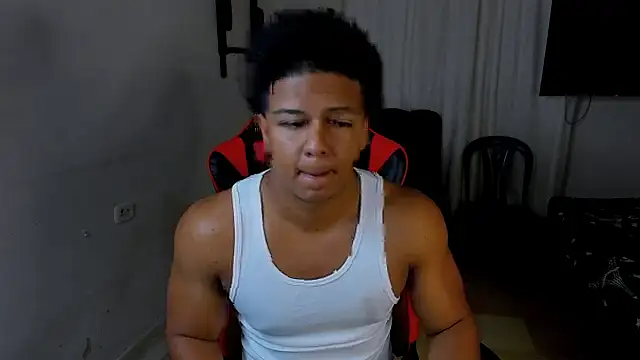 May Dylan1 online show from October 6, 2025, 3:46 pm