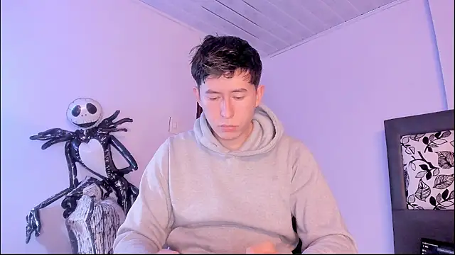 Snapshot of setsuna10 chatting on November 20, 2025, 11:47 pm setsuna10 online show from November 20, 2025, 11:47 pm