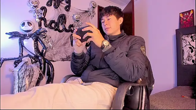 Snapshot of setsuna10 chatting on October 31, 2025, 12:07 am setsuna10 online show from October 31, 2025, 12:07 am