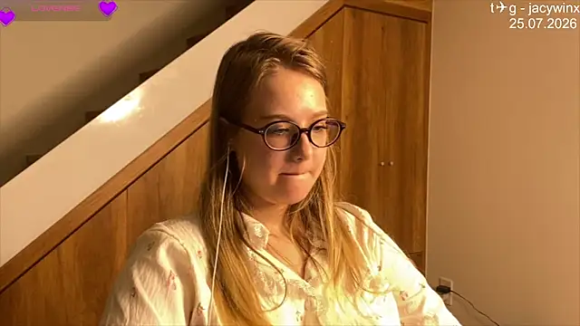 JacyWinslat online show from July 25, 2026, 1:50 pm