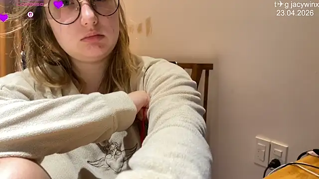 JacyWinslat online show from April 23, 2026, 9:49 pm