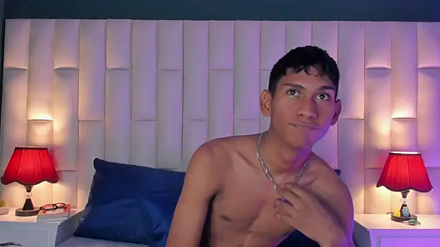 Snapshot of Nick_Collins18 chatting on March 19, 2025, 9:16 pm Nick Collins18 online show from March 19, 2025, 9:16 pm