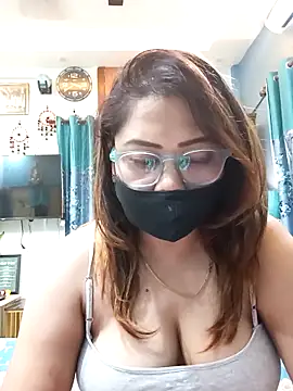 Cute-mona online show from March 5, 2026, 10:05 pm