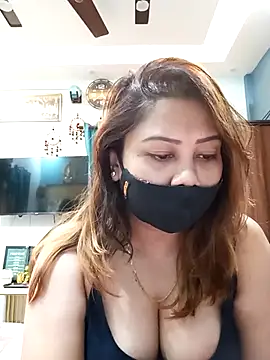 Cute-mona online show from January 12, 2026, 11:06 am