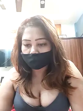 Snapshot of Cute-mona chatting on February 10, 2026, 7:35 pm Cute-mona online show from February 10, 2026, 7:35 pm