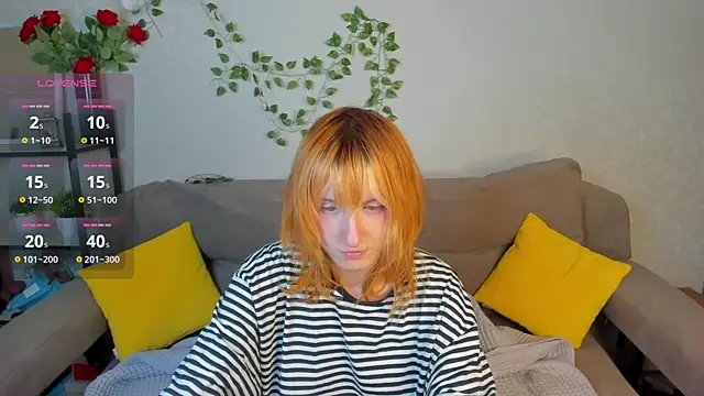 Snapshot of Little_Chips chatting on December 18, 2025, 5:17 pm Little Chips online show from December 18, 2025, 5:17 pm