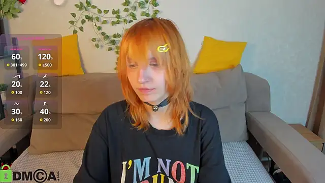 Snapshot of Little_Chips chatting on December 1, 2025, 5:25 pm Little Chips online show from December 1, 2025, 5:25 pm