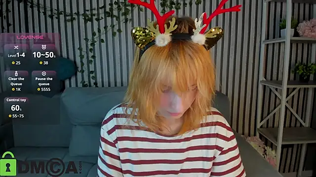 Snapshot of Little_Chips chatting on December 20, 2025, 5:27 pm Little Chips online show from December 20, 2025, 5:27 pm